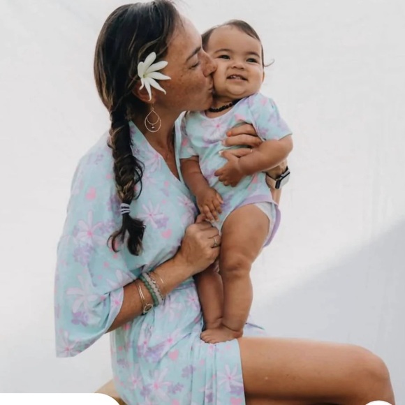 Coco moon Tiare Blooms Mama Robe In Blue robe size XS/S - Picture 6 of 7